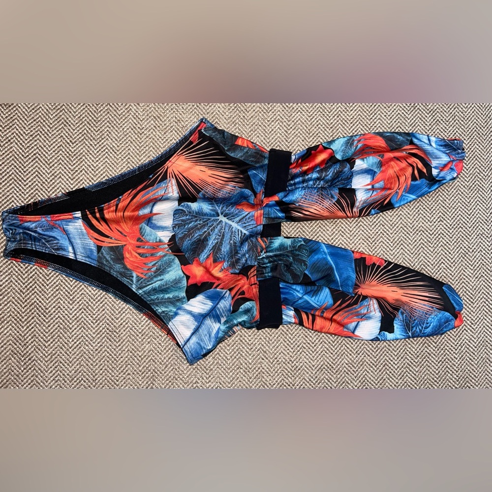 Missguided One Piece